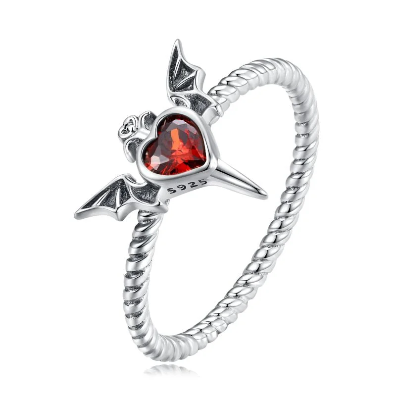 Dark Wings Twist Ring-8