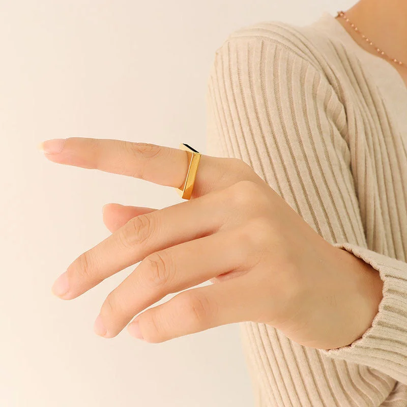 A332-Gold Ring