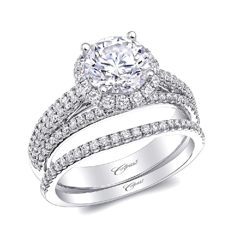 engagement rings with emerald diamonds for women-Engagement ring