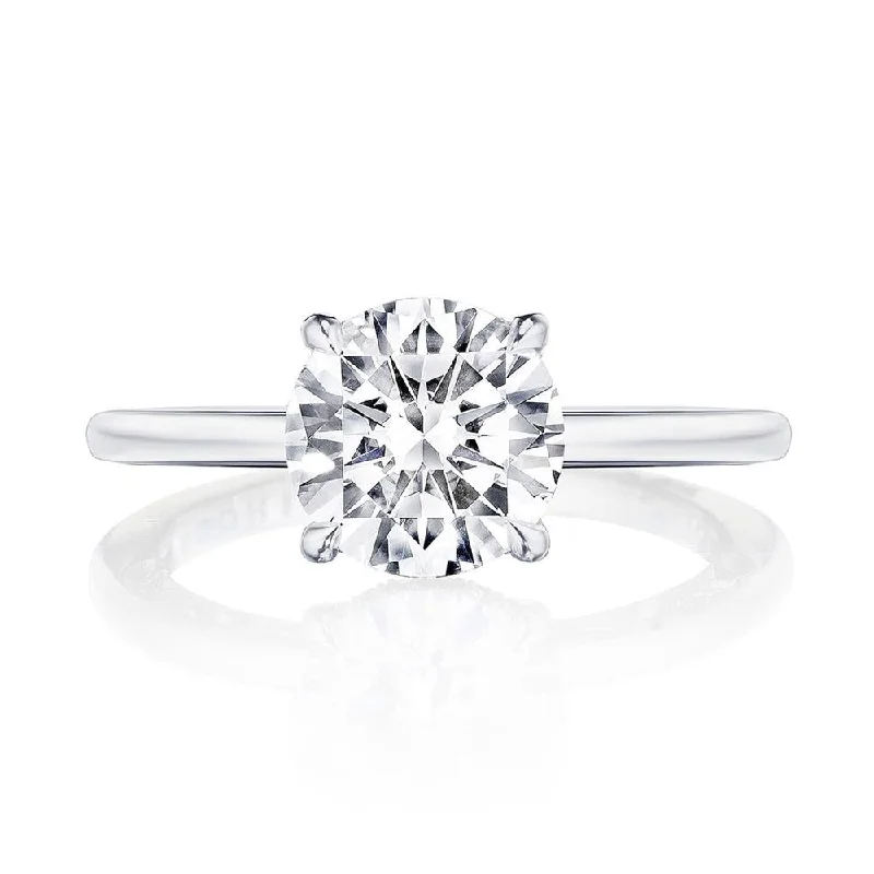 vintage engagement rings with antique settings-Round Solitaire Engagement Ring