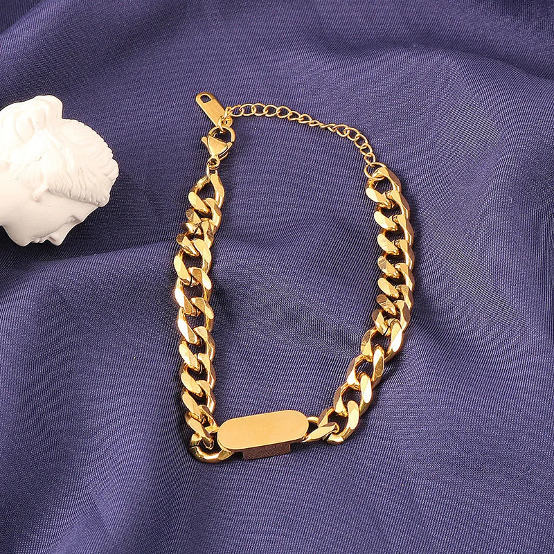 A [5162] Glossy Bracelet Gold