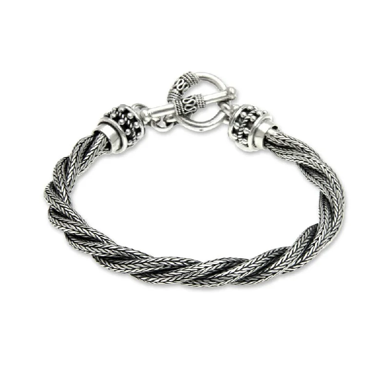 silver bracelets for women-Handmade Sterling Silver Men's 'Naga Twist' Bracelet (Indonesia)