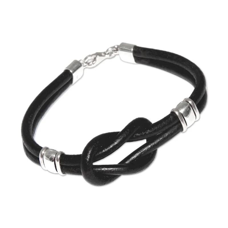 smooth leather bangles for women-Handmade Twin Knots Sterling Silver Black Leather Bracelet (Peru)